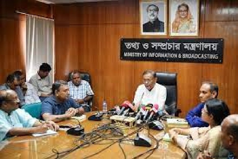 The crisis is intensifying in BNP, not in the country: Hasan